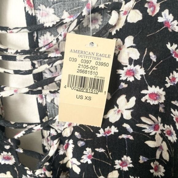 NWT American Eagle Floral Lace Up V-Neck Front Open Back Sleeveless Romper - Picture 11 of 13